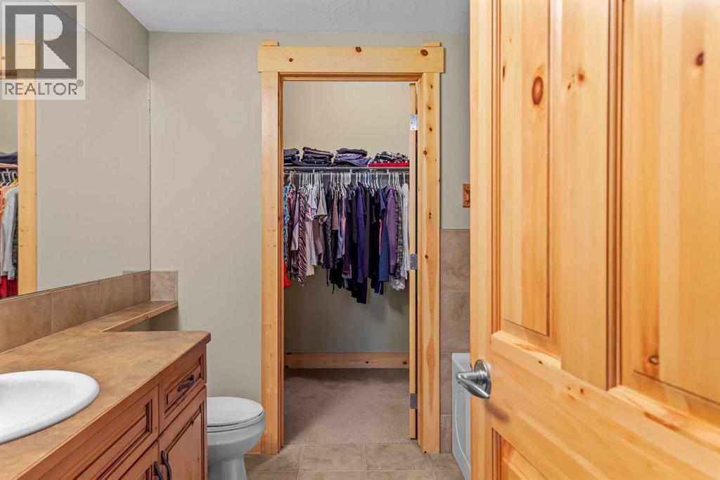 215, 175 Crossbow Place, Canmore, Alberta  T1W 3H7 - Photo 12 - A2278315