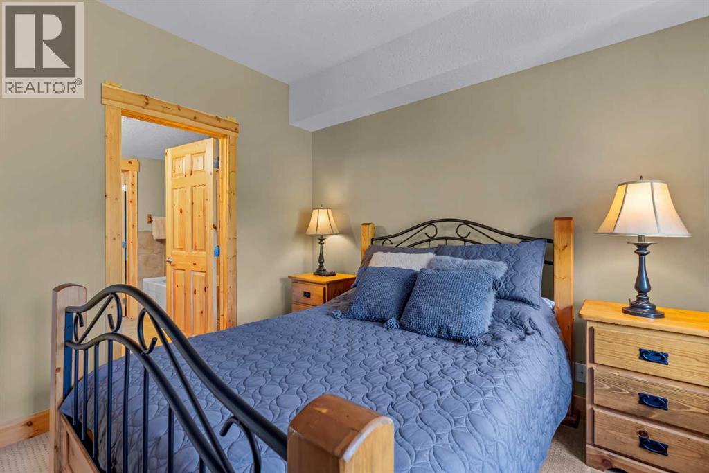 215, 175 Crossbow Place, Canmore, Alberta  T1W 3H7 - Photo 11 - A2278315