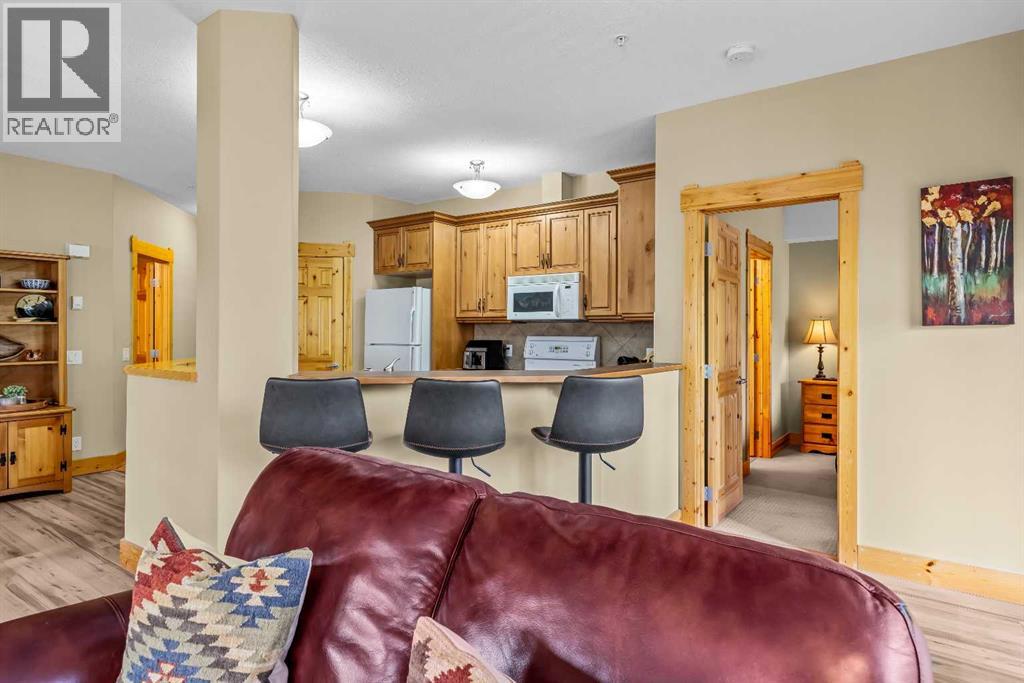 215, 175 Crossbow Place, Canmore, Alberta  T1W 3H7 - Photo 35 - A2278315