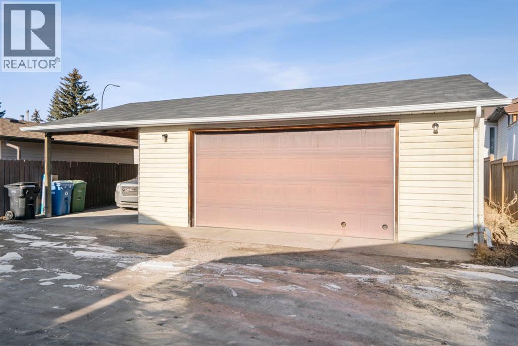 43 Applewood Drive Se, Calgary, Alberta  T2A 7L2 - Photo 31 - A2281245