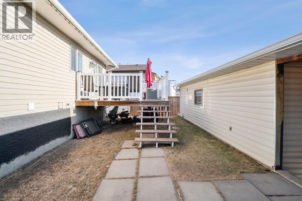 43 Applewood Drive Se, Calgary, Alberta  T2A 7L2 - Photo 36 - A2281245
