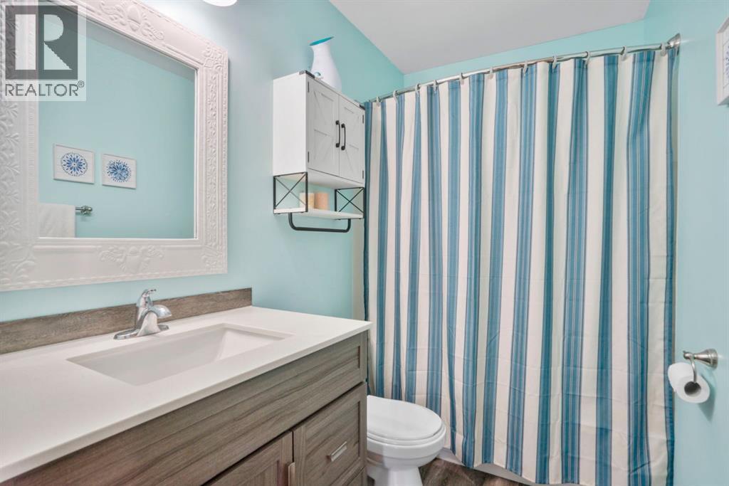 43 Applewood Drive Se, Calgary, Alberta  T2A 7L2 - Photo 19 - A2281245