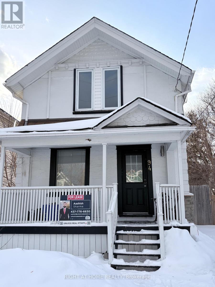 UPPER - 94 PARK ROAD S, Oshawa, Ontario