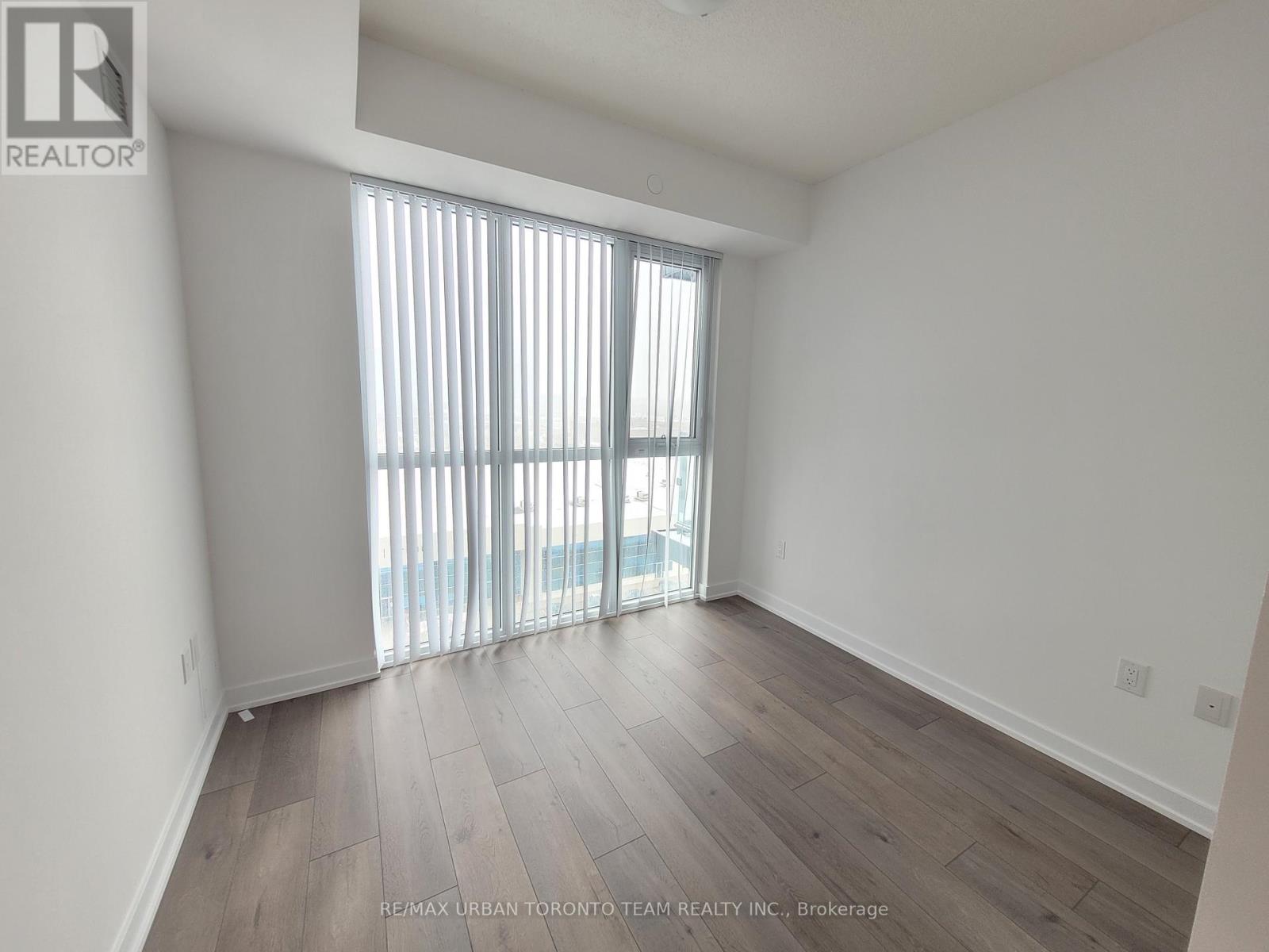 901 - 38 Honeycrisp Crescent, Vaughan, Ontario  L4K 5C3 - Photo 5 - N12727876