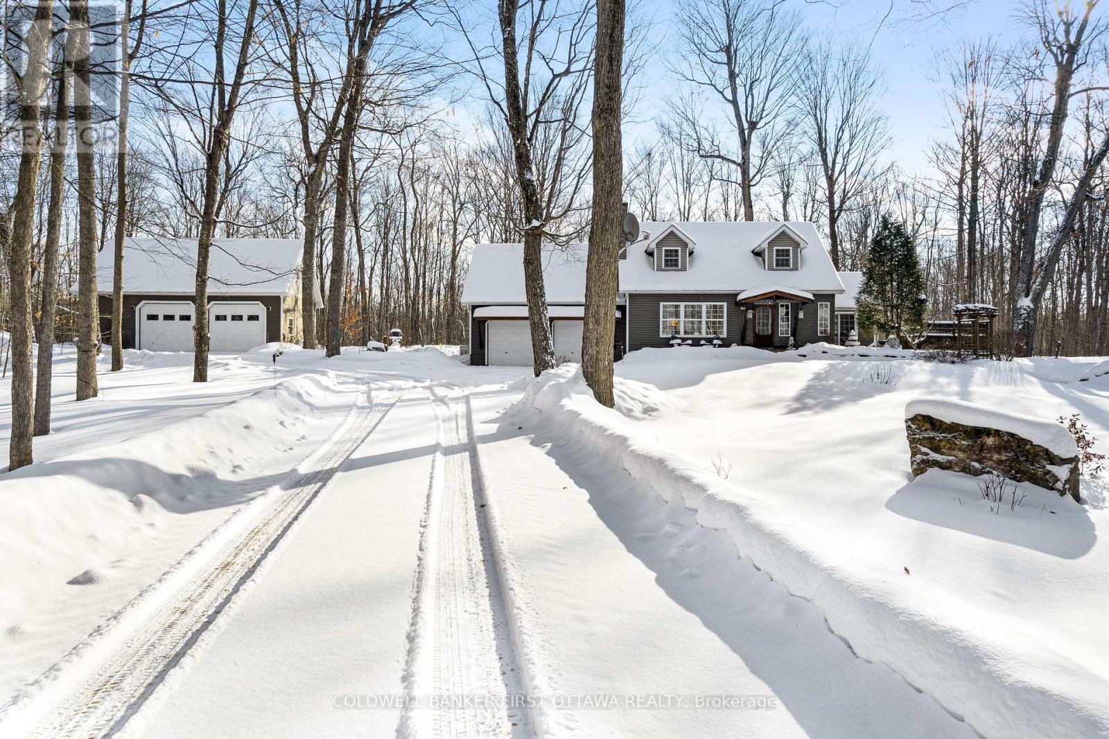 99 Old Kingston Road, Rideau Lakes, Ontario  K0G 1L0 - Photo 1 - X12707254