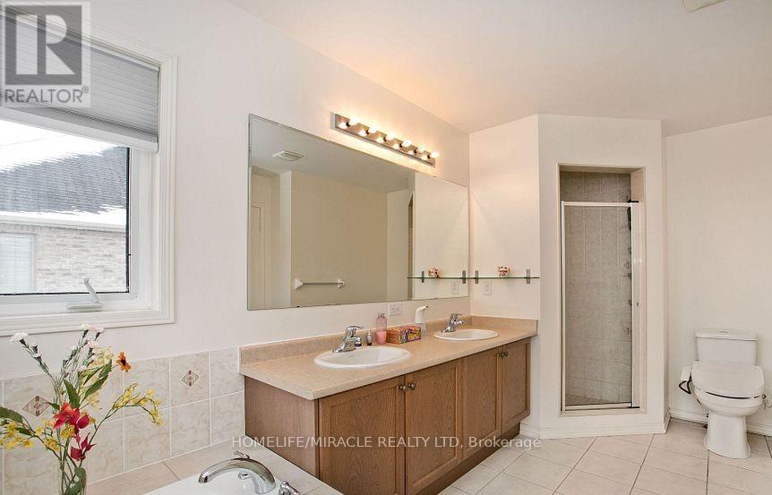 27 Lloydminster Avenue, Ajax, Ontario  L1Z 0N8 - Photo 18 - E12727898