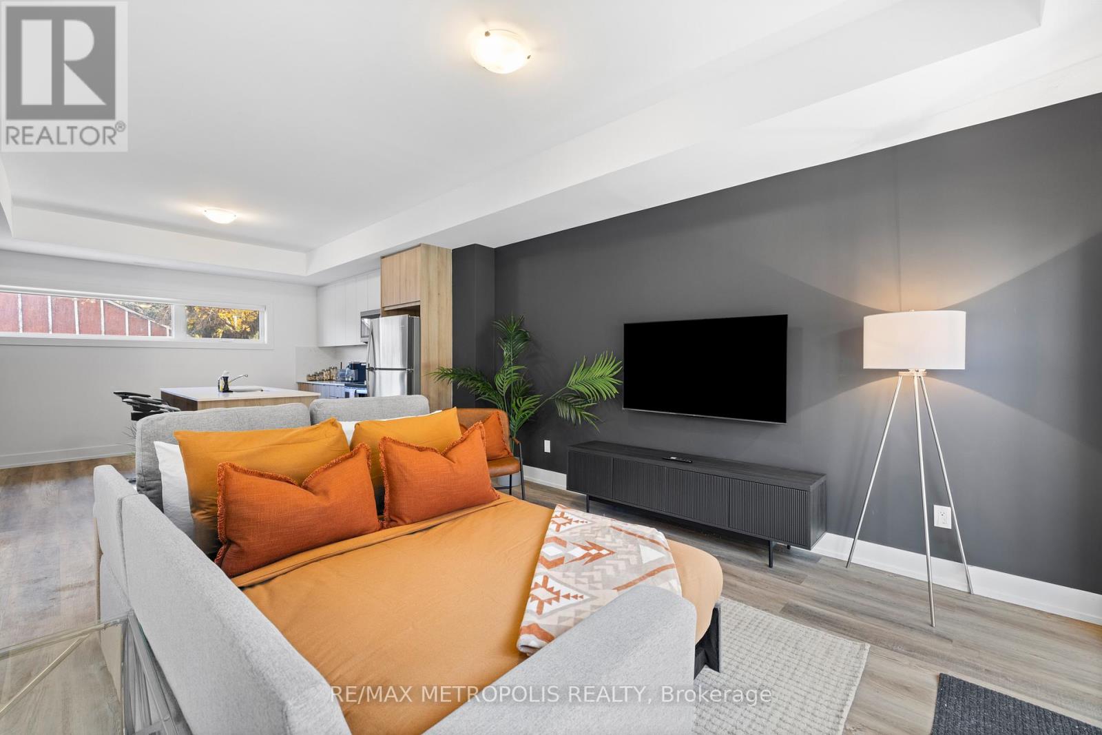 Laneway - 449 Lansdowne Avenue, Toronto, Ontario  M6H 3Y2 - Photo 12 - C12727910