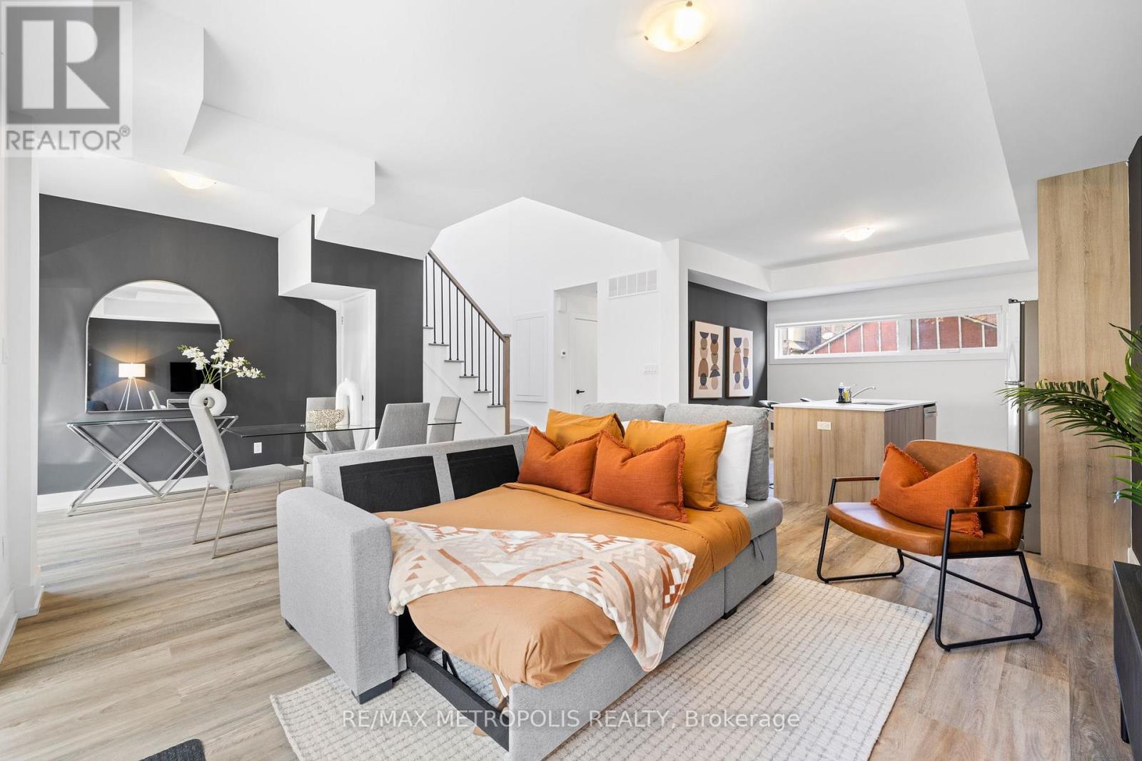 Laneway - 449 Lansdowne Avenue, Toronto, Ontario  M6H 3Y2 - Photo 13 - C12727910