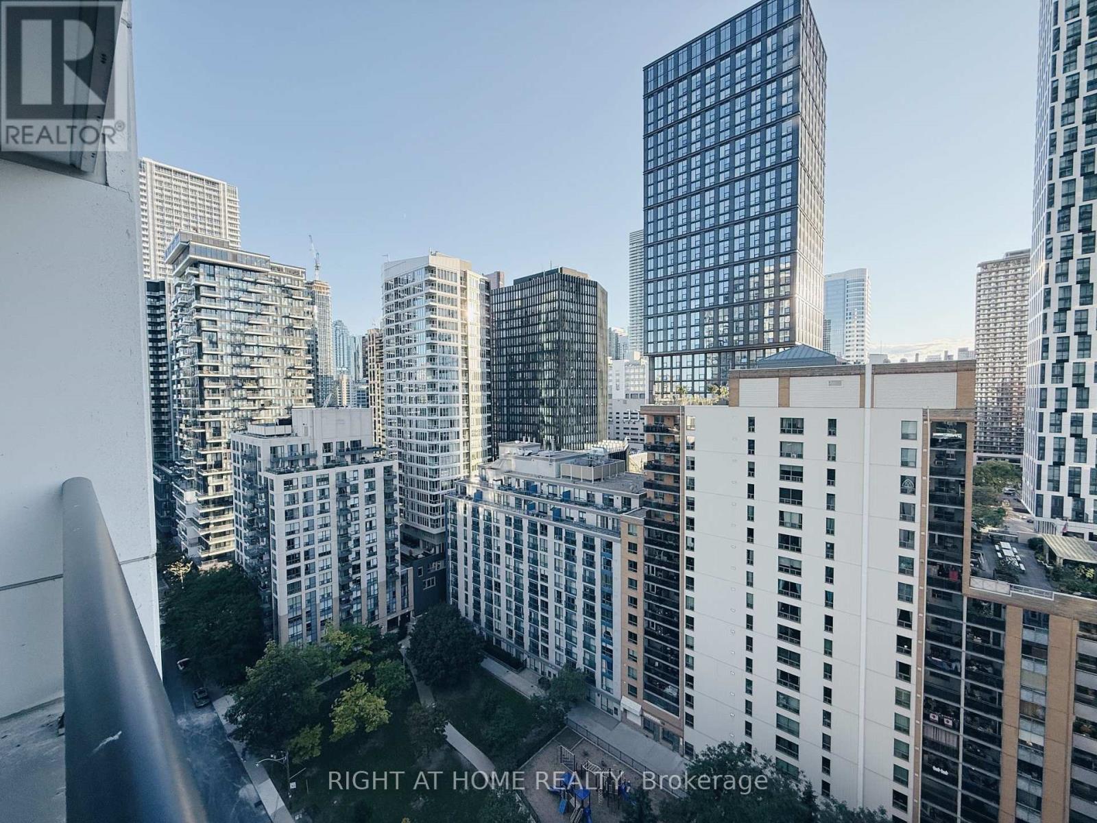 1705 - 77 Mutual Street, Toronto, Ontario  M5B 0B9 - Photo 21 - C12727918