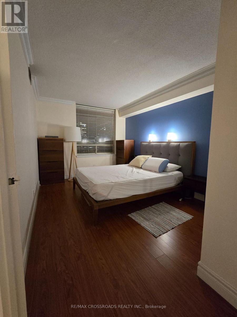 2508 - 633 Bay Street, Toronto, Ontario  M5G 2G4 - Photo 11 - C12727928