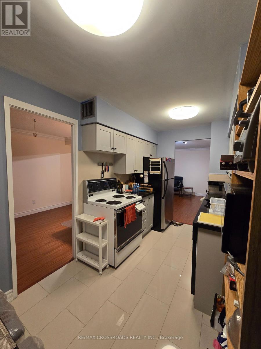 2508 - 633 Bay Street, Toronto, Ontario  M5G 2G4 - Photo 7 - C12727928