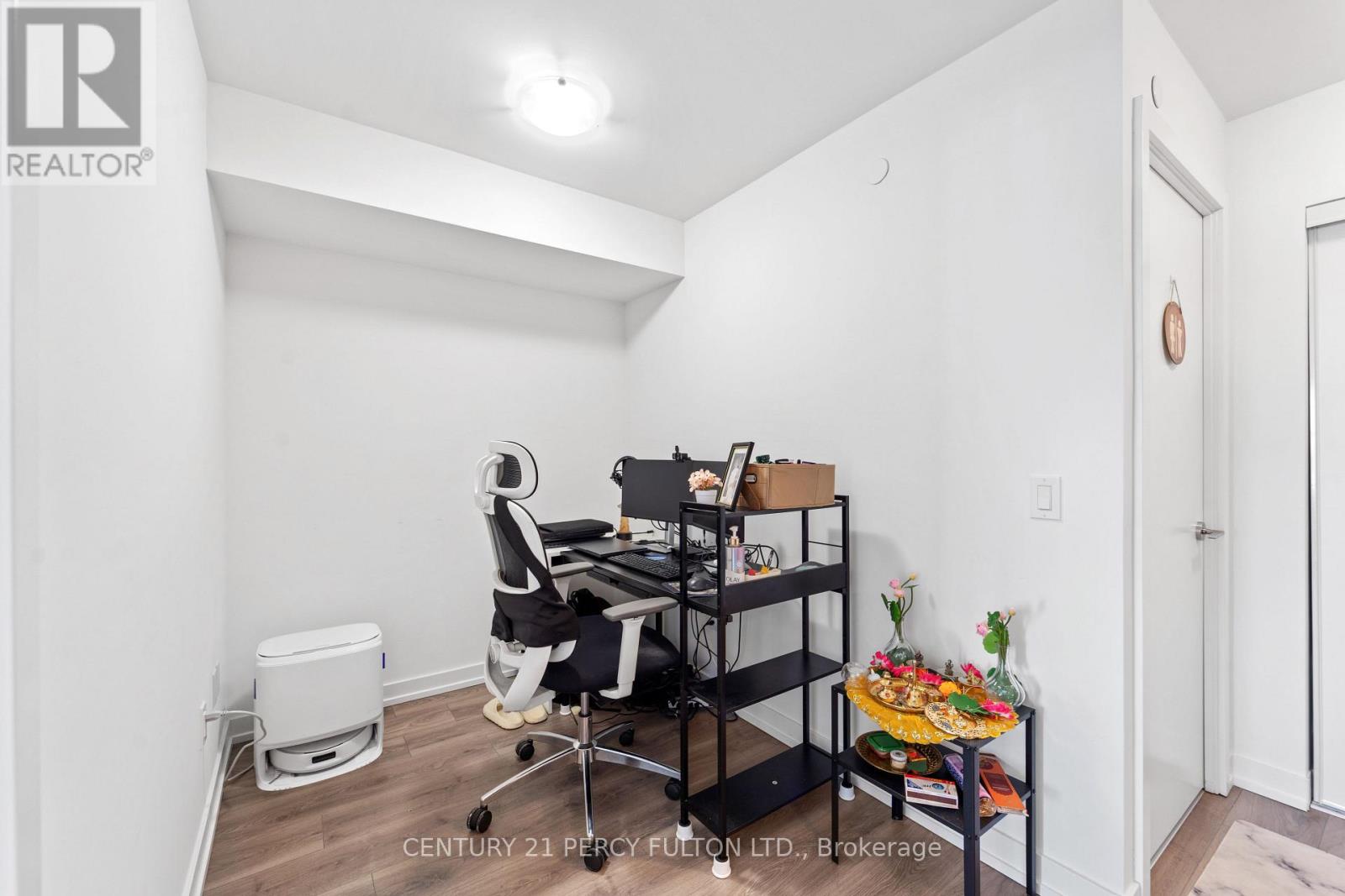 2201 - 1435 Celebration Drive, Pickering, Ontario  L1W 0C4 - Photo 14 - E12727908