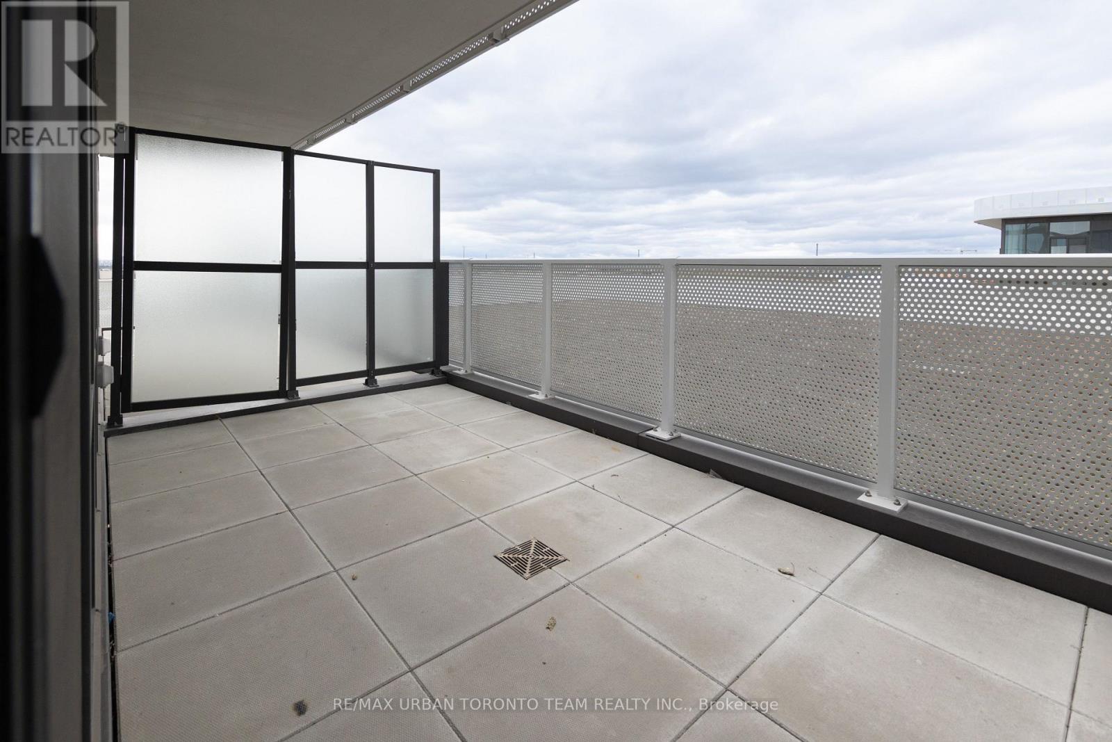 712 - 195 Commerce Street, Vaughan, Ontario  L4K 5Z7 - Photo 6 - N12727926