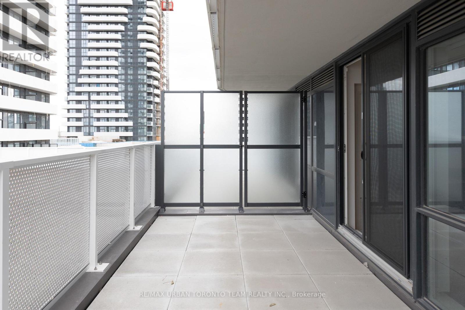 712 - 195 Commerce Street, Vaughan, Ontario  L4K 5Z7 - Photo 9 - N12727926