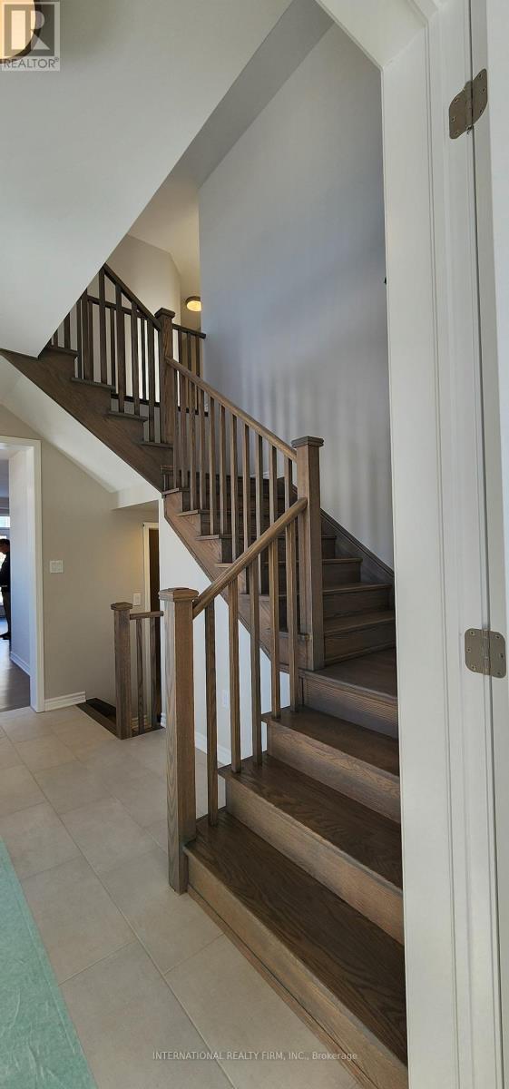 1260 Maverick Way Maverick Way, Oakville, Ontario  L6H 8B2 - Photo 14 - W12727916