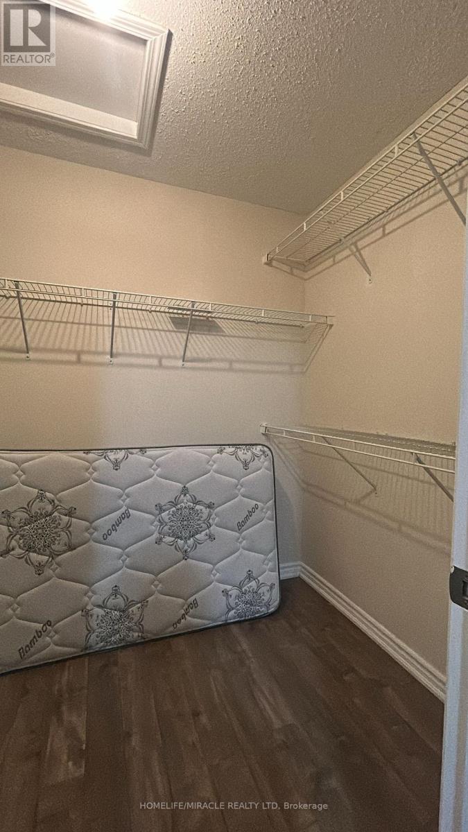 14 Lothbury Drive, Brampton, Ontario  L7A 4G7 - Photo 17 - W12727922