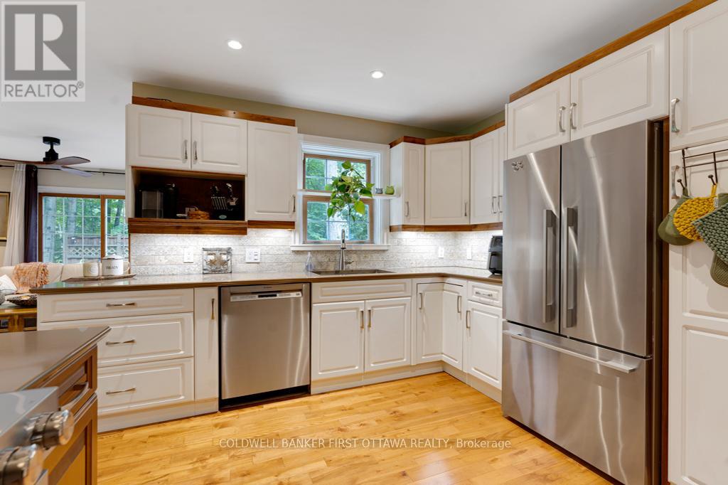 99 Old Kingston Road, Rideau Lakes, Ontario  K0G 1L0 - Photo 21 - X12707254