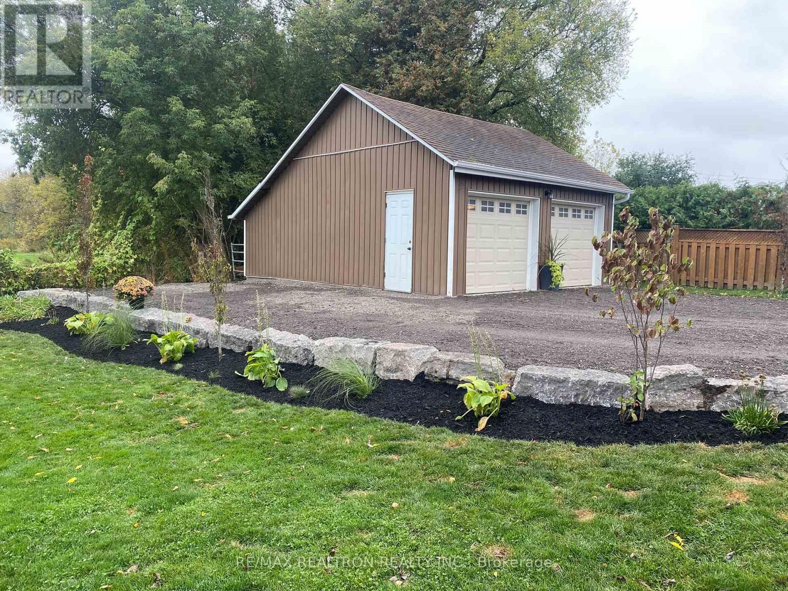 4881 Mount Albert Road, East Gwillimbury, Ontario  L0G 1M0 - Photo 38 - N12727480