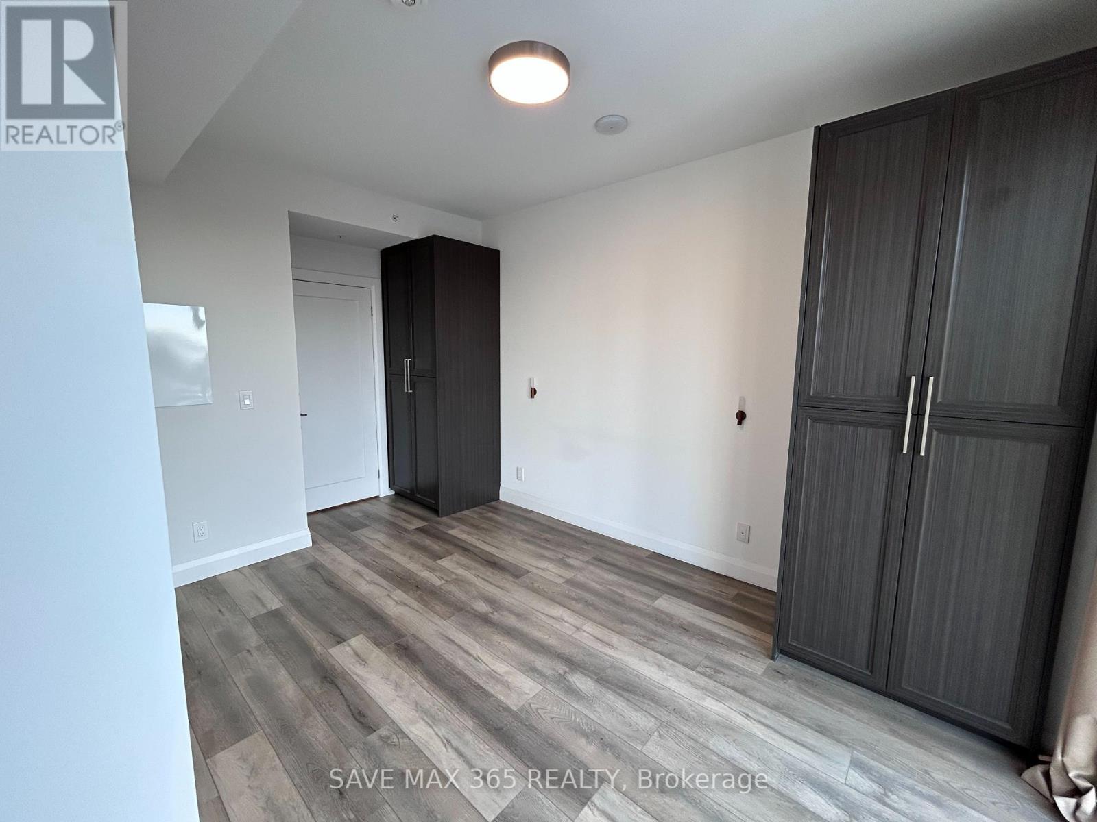 809 - 500 Brock Avenue, Burlington, Ontario  L7S 0A5 - Photo 10 - W12659016