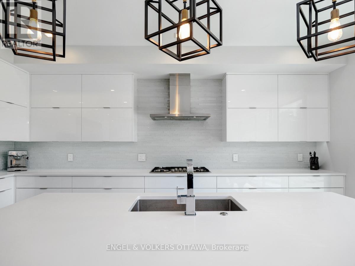 46 Forest Hill Road, South Stormont, Ontario  K0C 1P0 - Photo 16 - X12341342