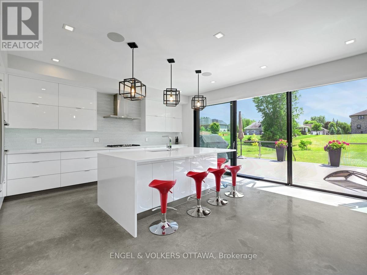 46 Forest Hill Road, South Stormont, Ontario  K0C 1P0 - Photo 15 - X12341342