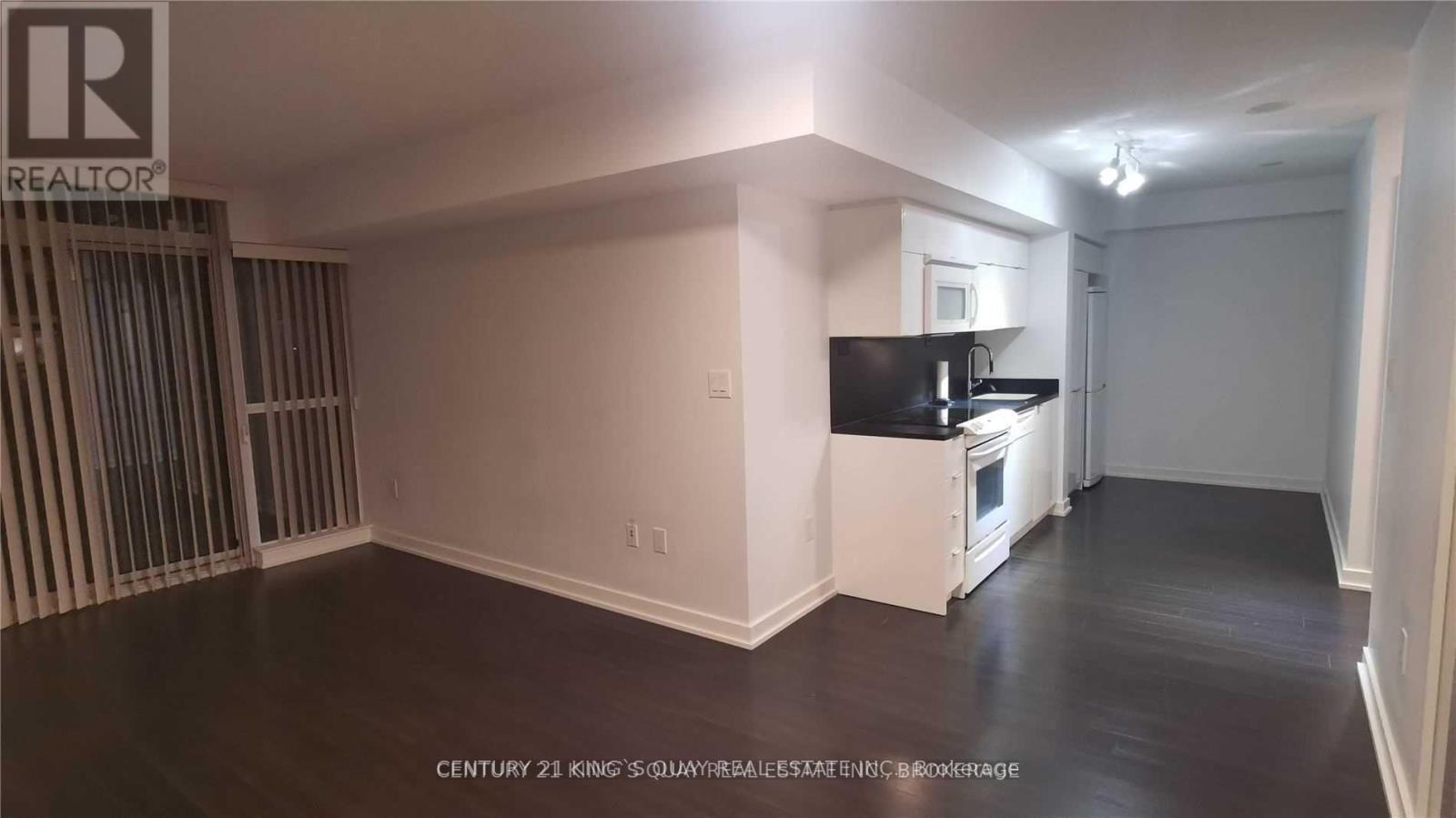 638 - 151 Dan Leckie Way, Toronto, Ontario  M5V 4B2 - Photo 2 - C12727952