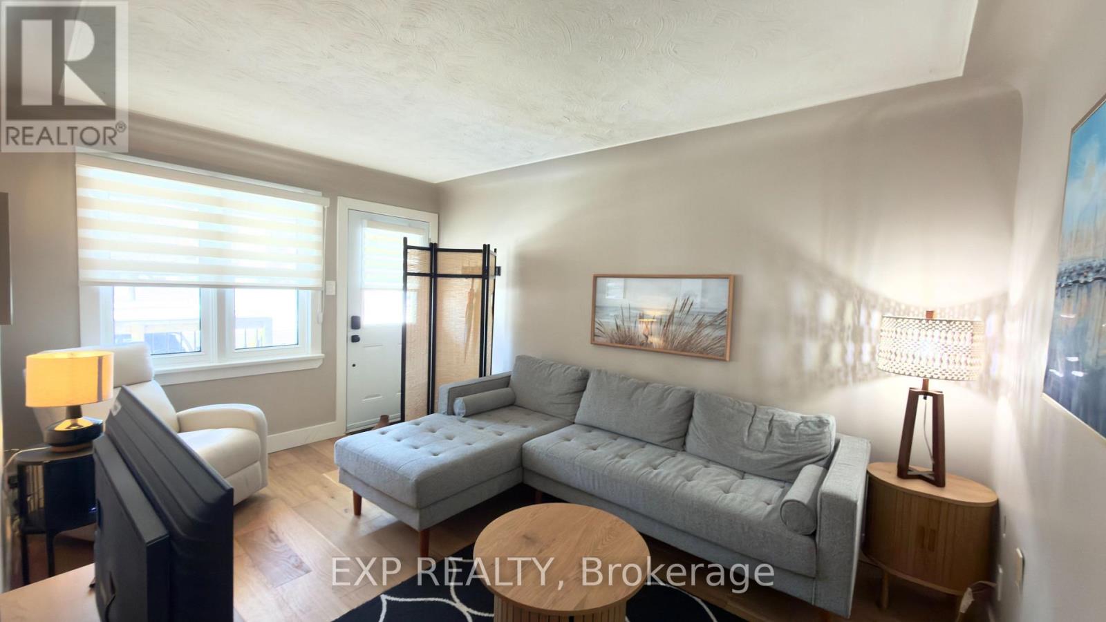 1515 Dufferin Street, Whitby, Ontario  L1N 1B3 - Photo 8 - E12727950