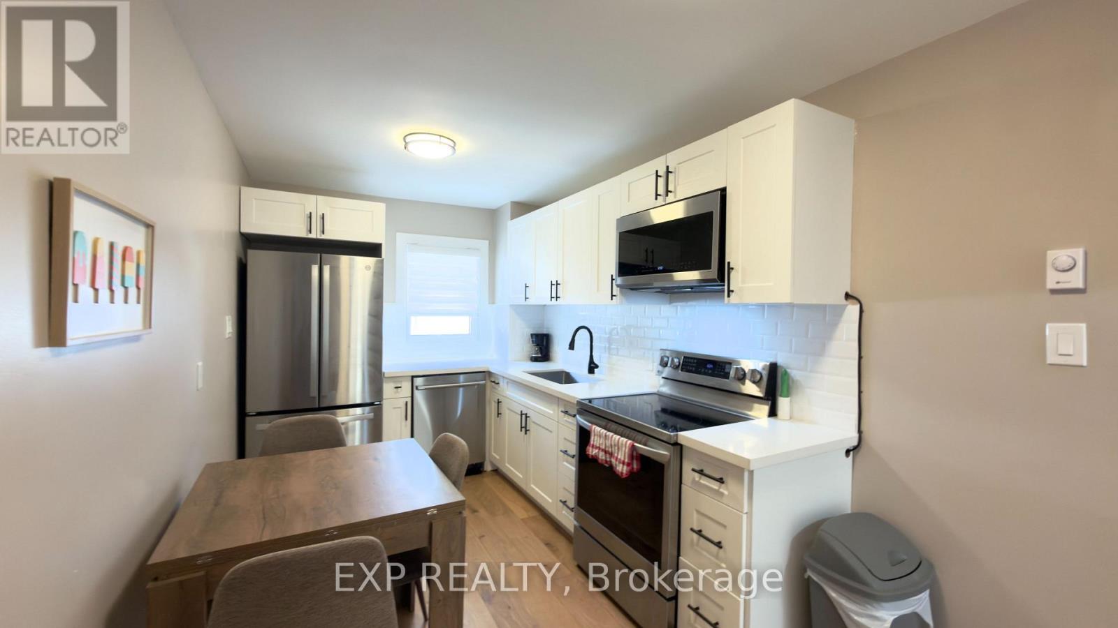 1515 Dufferin Street, Whitby, Ontario  L1N 1B3 - Photo 9 - E12727950