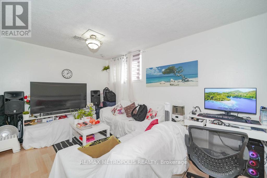 Bsmt - 575 Bellamy Road N, Toronto, Ontario  M1H 1G6 - Photo 3 - E12727962