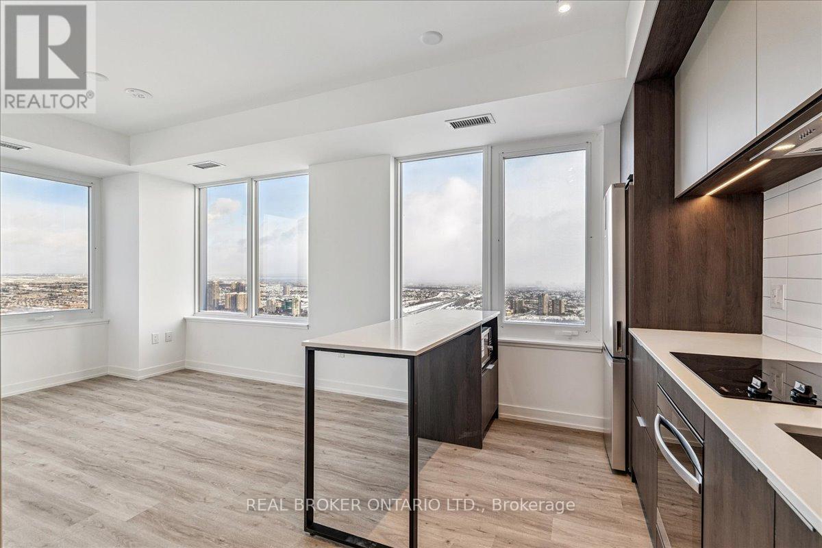 4703 - 395 Square One Drive, Mississauga, Ontario  L5B 0C6 - Photo 14 - W12727932