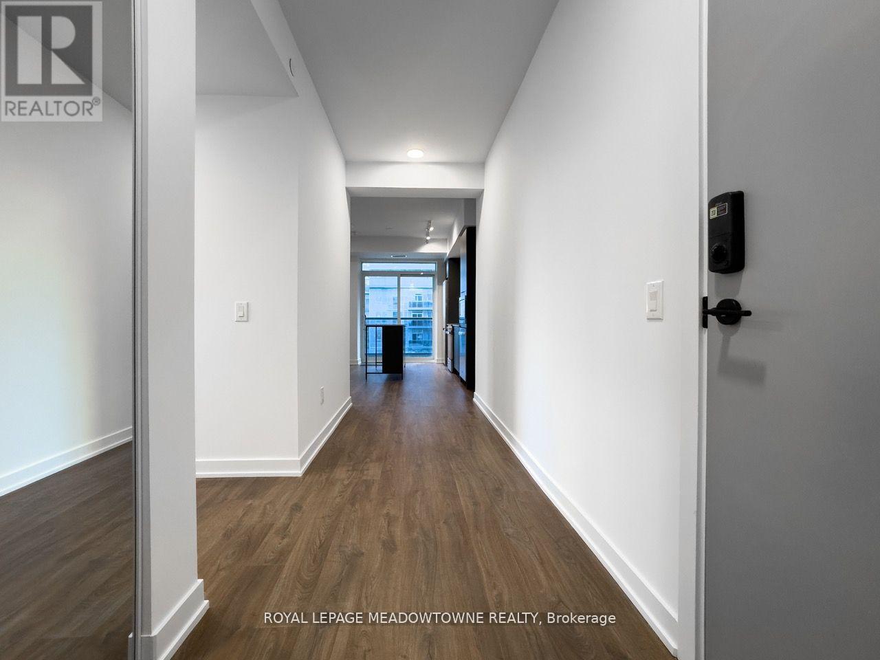 530 - 5105 Hurontario Street S, Mississauga, Ontario  L4Z 3X7 - Photo 3 - W12727954