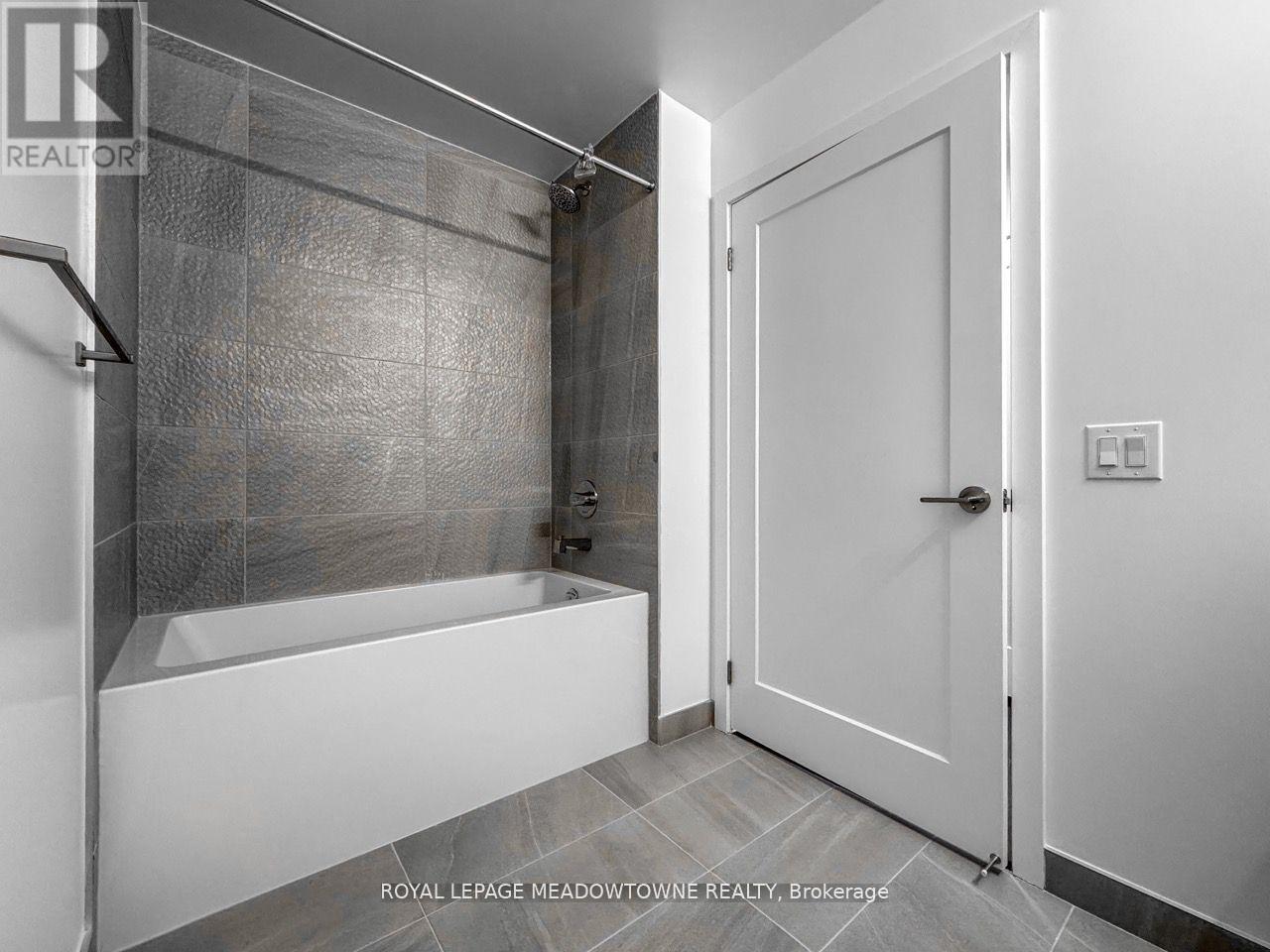 530 - 5105 Hurontario Street S, Mississauga, Ontario  L4Z 3X7 - Photo 9 - W12727954