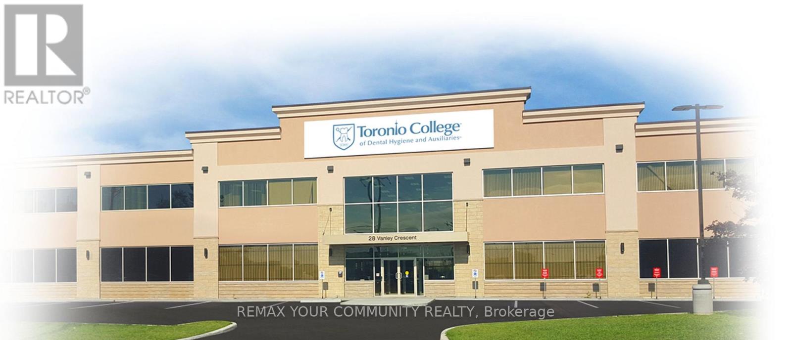 28 Vanley Crescent, Toronto, Ontario  M3J 2B8 - Photo 3 - W12727960