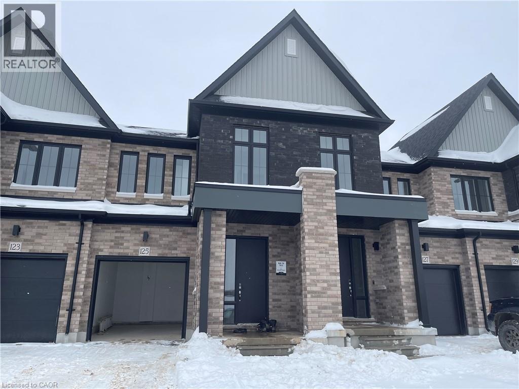 125 Manuel Street, Stratford, Ontario  N5A 0M1 - Photo 2 - 40791186