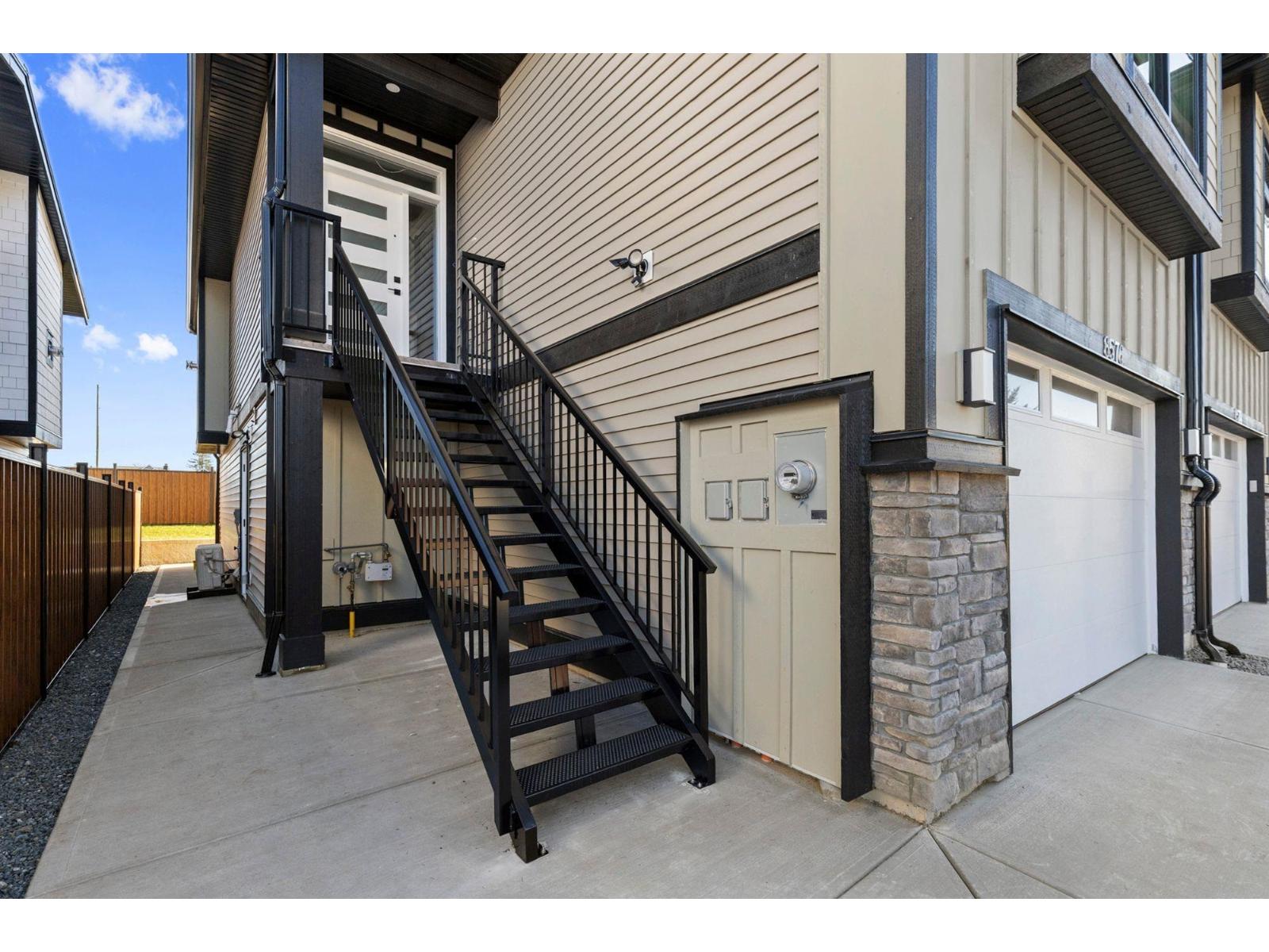 8576 Dunbar Way, Mission, British Columbia  V4S 0A7 - Photo 3 - R3081213