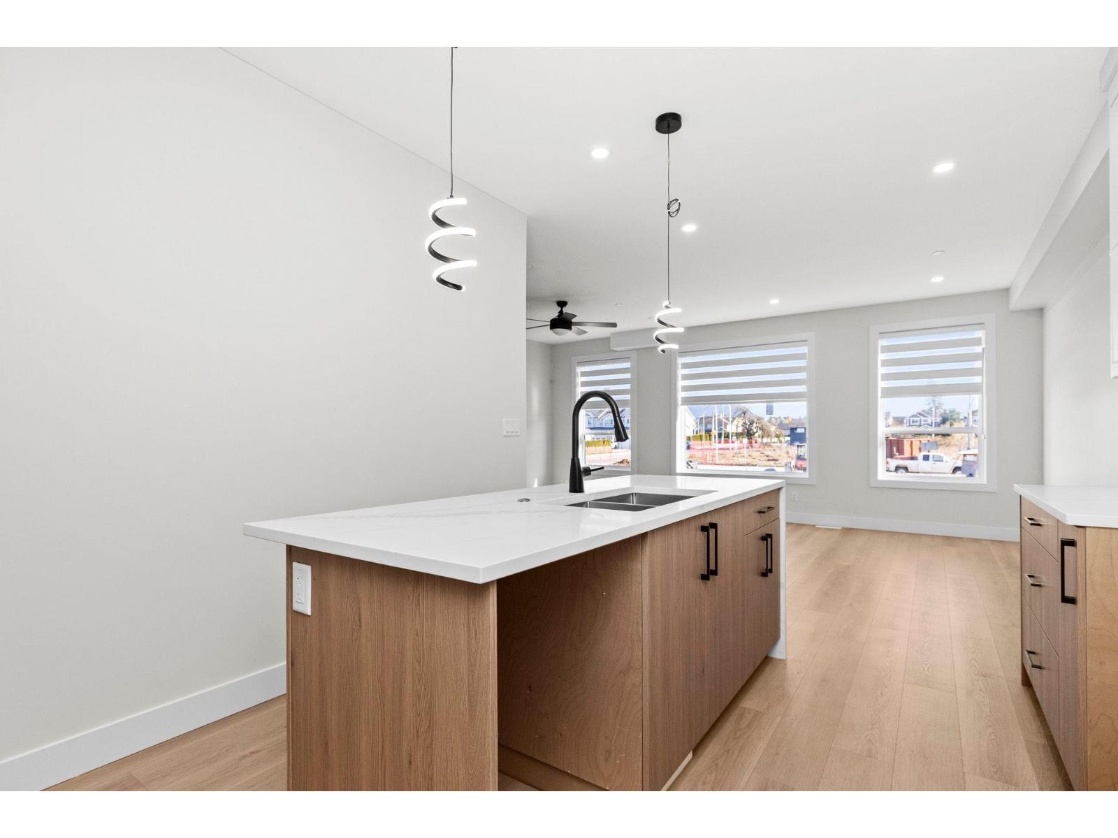 8576 Dunbar Way, Mission, British Columbia  V4S 0A7 - Photo 10 - R3081213