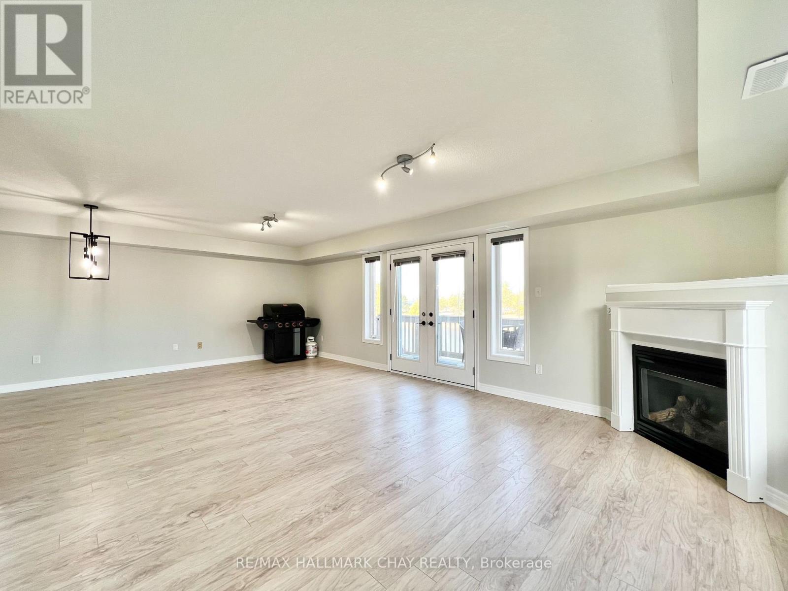 3c - 194 River Road E, Wasaga Beach, Ontario  L9Z 2L6 - Photo 15 - S12727976