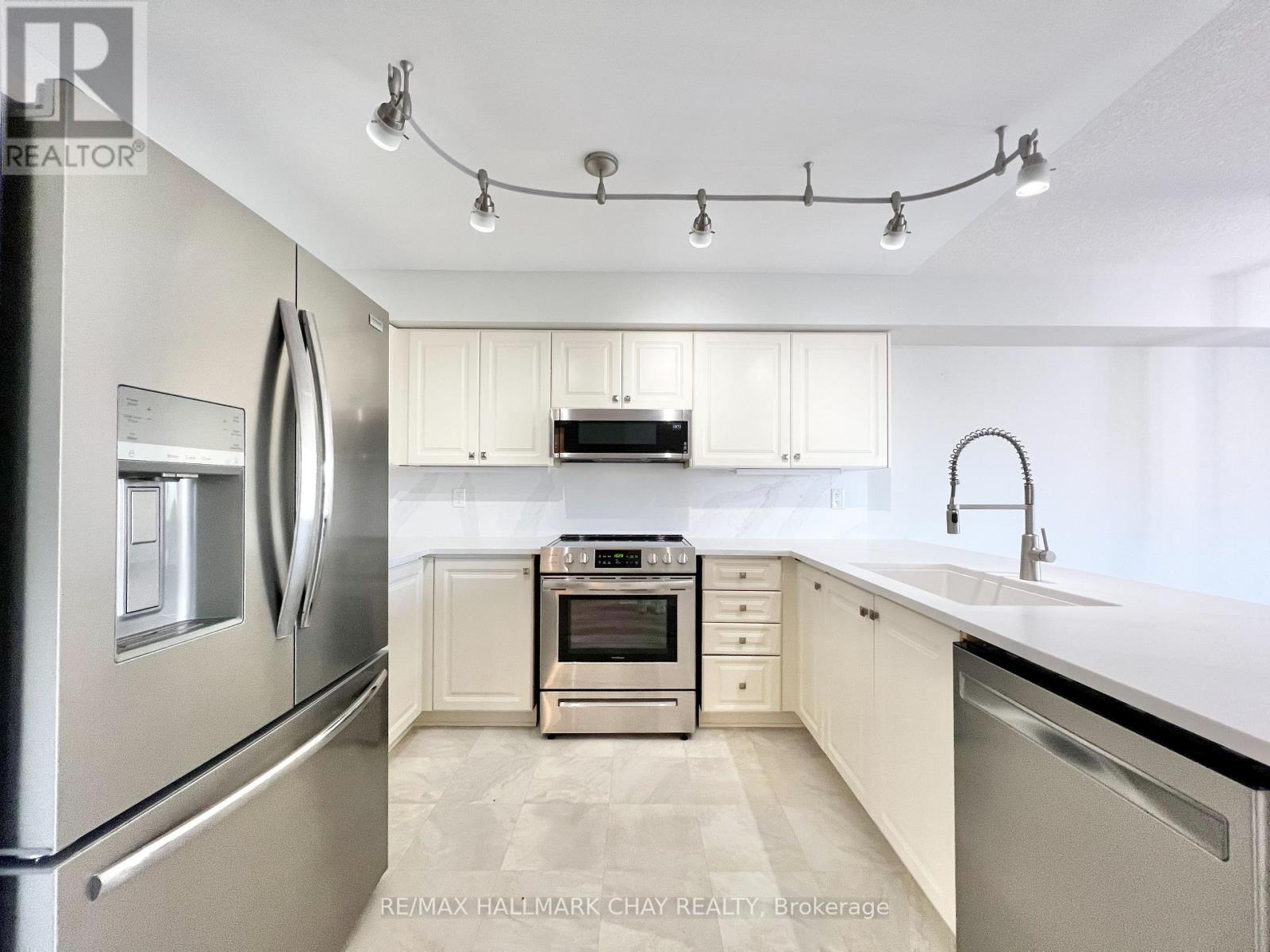 3c - 194 River Road E, Wasaga Beach, Ontario  L9Z 2L6 - Photo 8 - S12727976