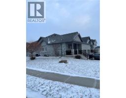11 HACKBERRY Lane, simcoe, Ontario