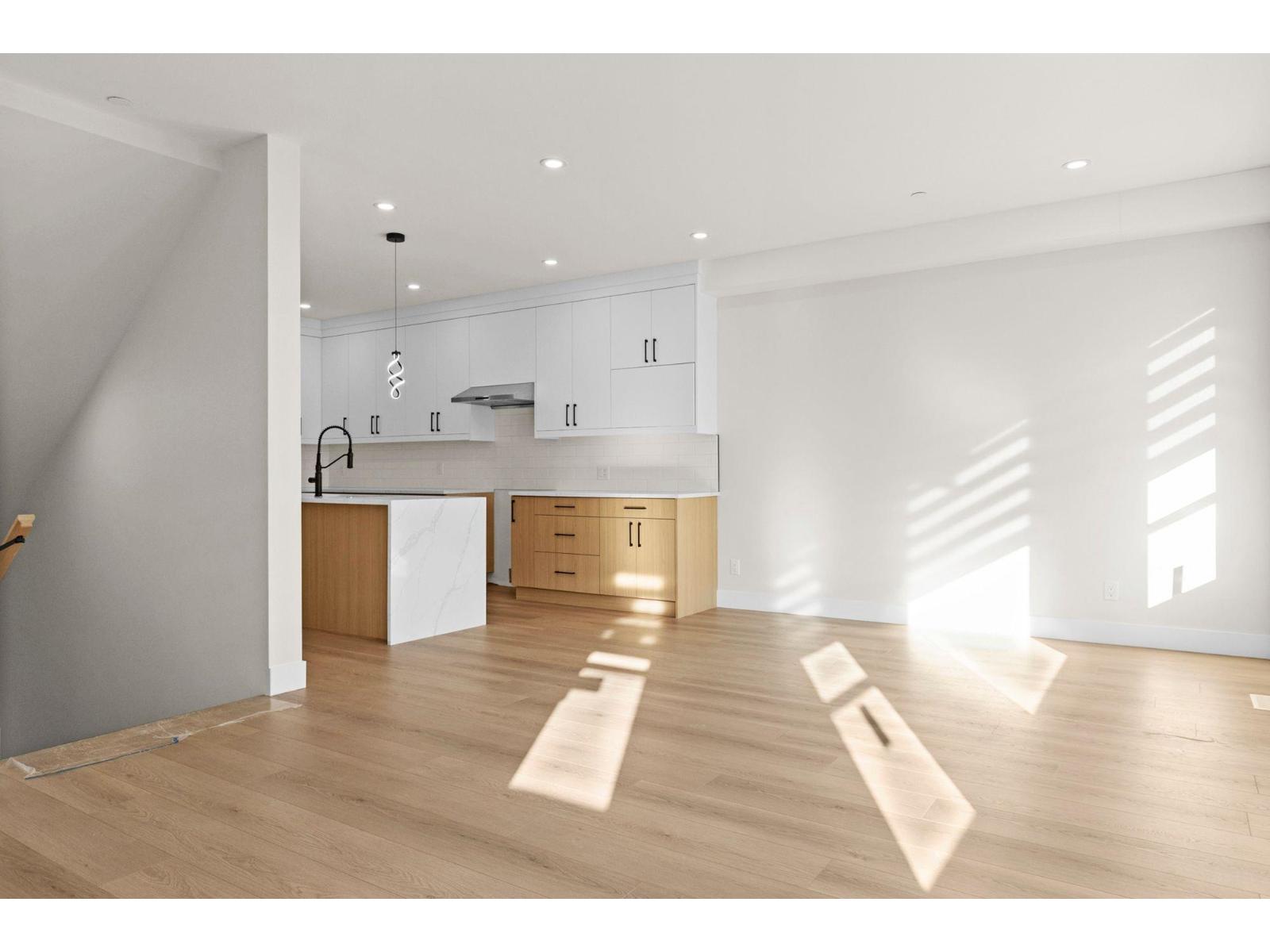 8546 Dunbar Way, Mission, British Columbia  V4S 0A7 - Photo 11 - R3081357