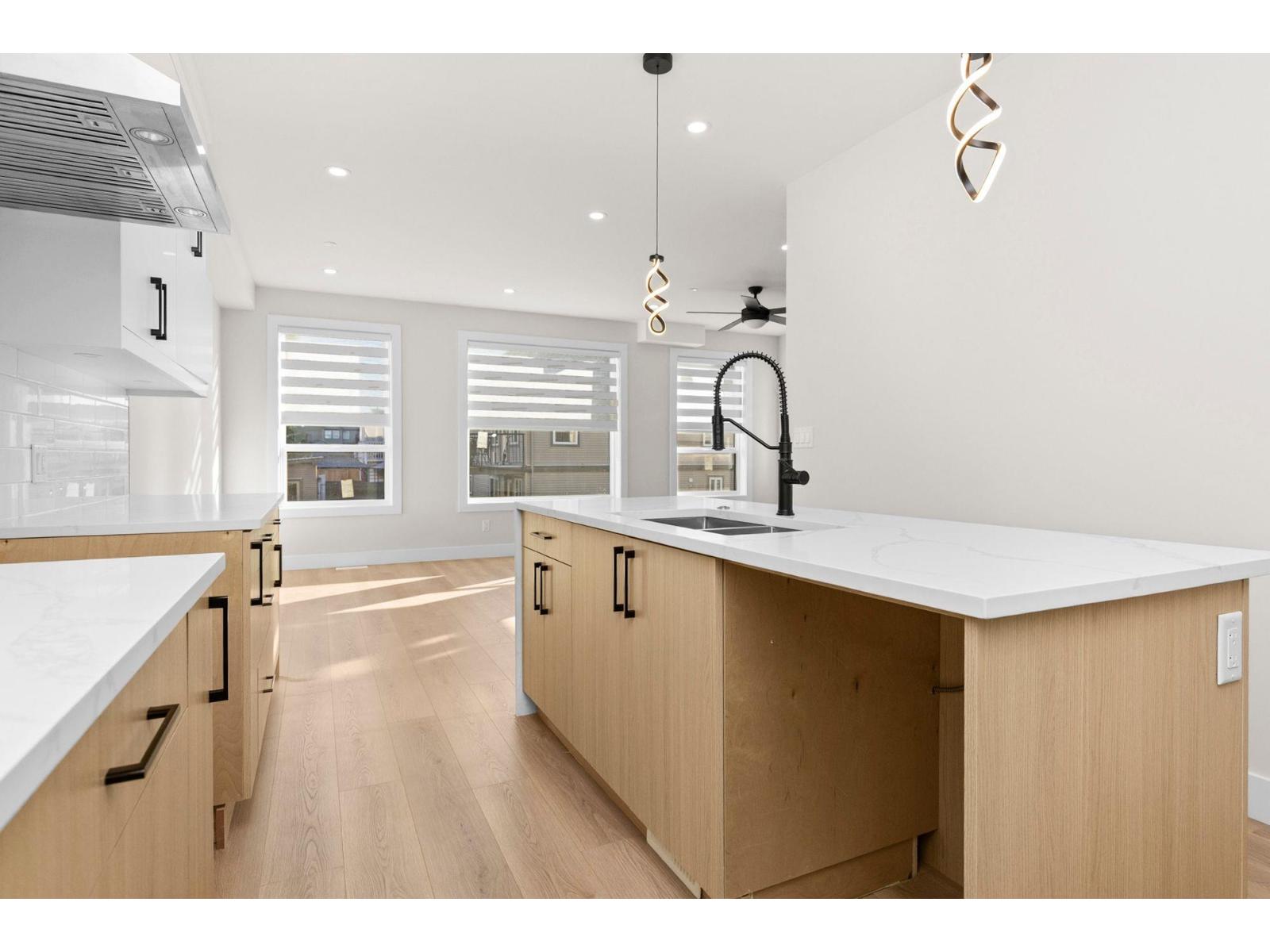 8546 Dunbar Way, Mission, British Columbia  V4S 0A7 - Photo 7 - R3081357