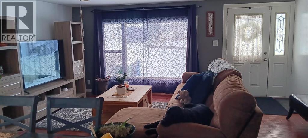 326 First Street, Cremona, Alberta  T0M 0R0 - Photo 2 - A2277290