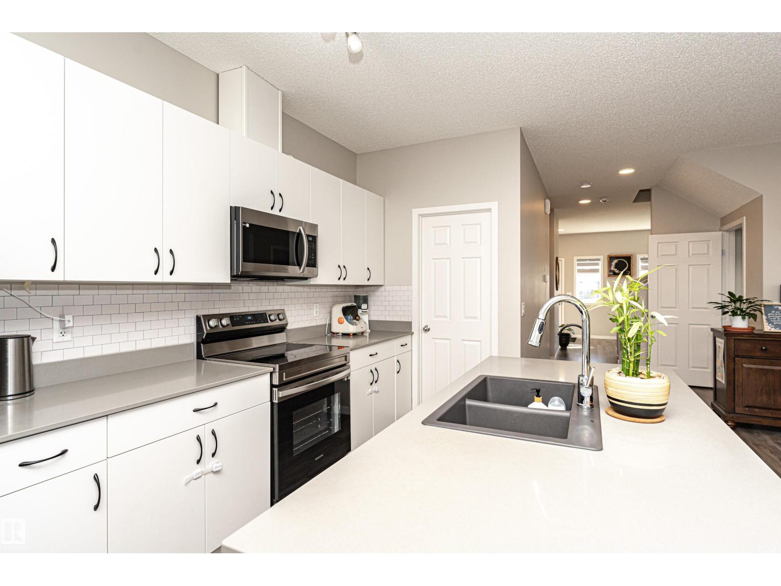 9612 Colak Li Sw, Edmonton, Alberta  T6W 5B6 - Photo 22 - E4471043