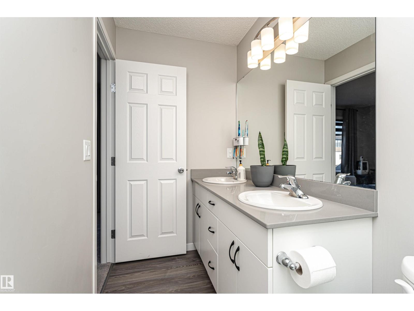 9612 Colak Li Sw, Edmonton, Alberta  T6W 5B6 - Photo 35 - E4471043