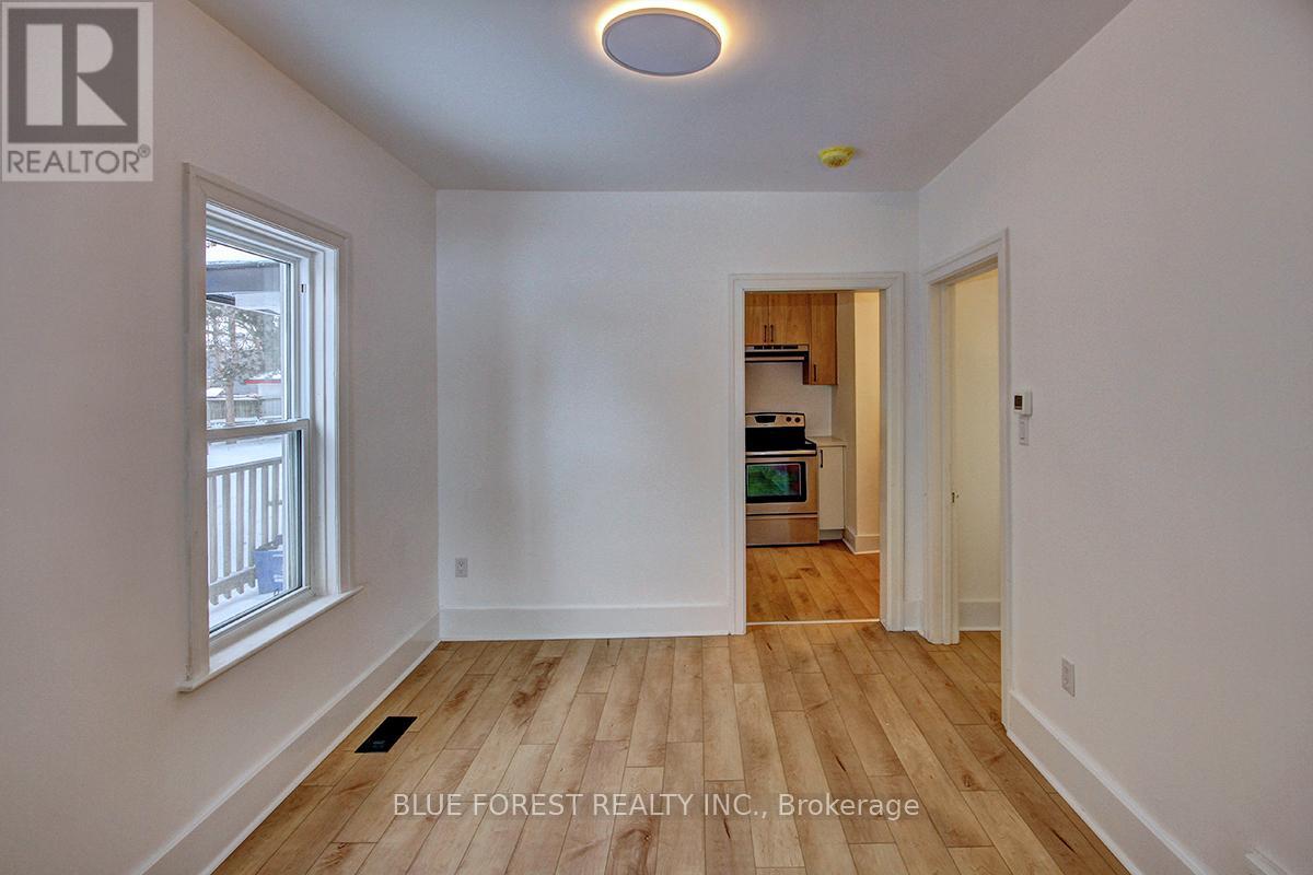 22 Cross Street, Chatham-Kent, Ontario  N7M 1K5 - Photo 10 - X12728000