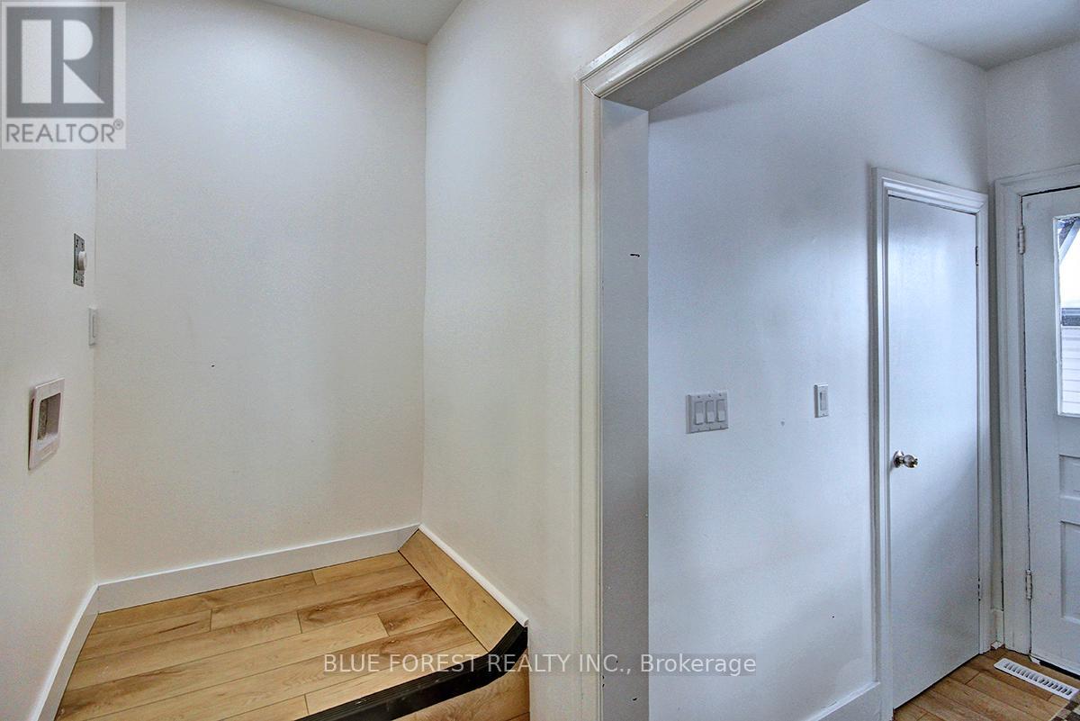 22 Cross Street, Chatham-Kent, Ontario  N7M 1K5 - Photo 25 - X12728000