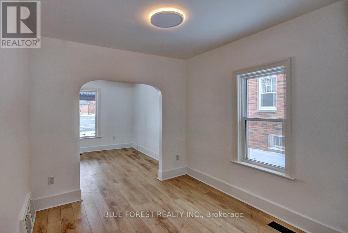 22 Cross Street, Chatham-Kent, Ontario  N7M 1K5 - Photo 9 - X12728000