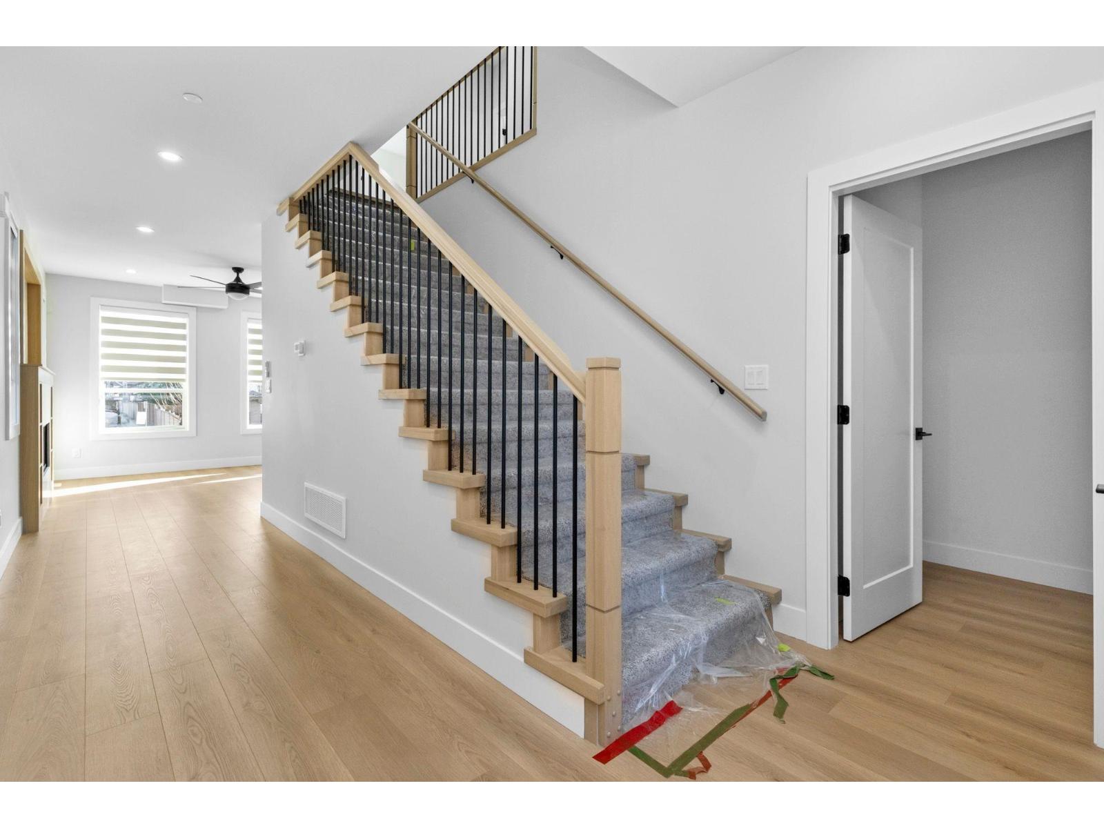 8548 Dunbar Way, Mission, British Columbia  V4S 0A7 - Photo 16 - R3081217