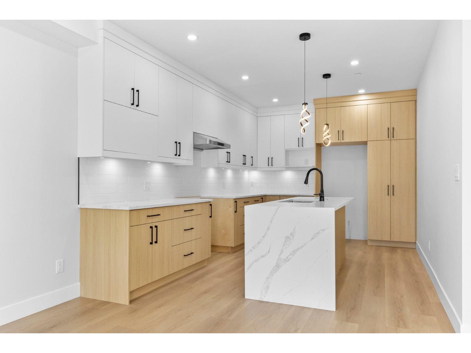 8548 Dunbar Way, Mission, British Columbia  V4S 0A7 - Photo 7 - R3081217