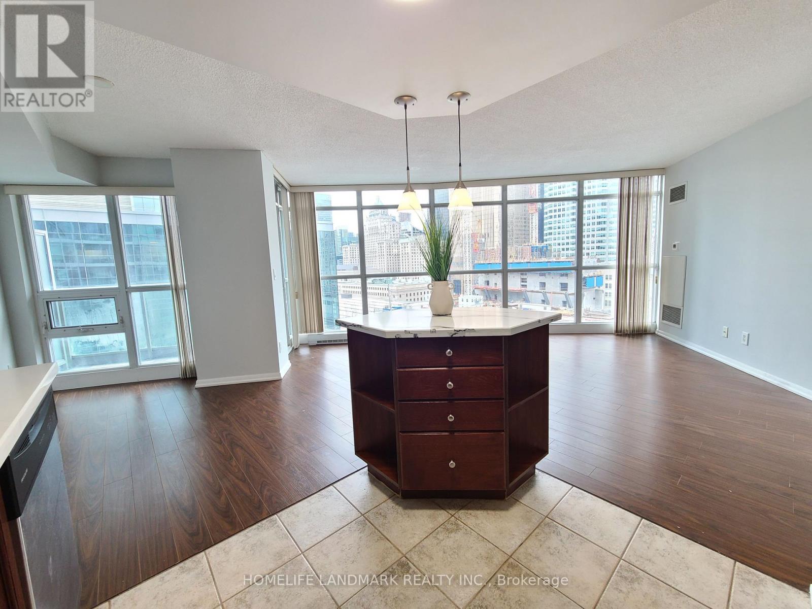 1303 - 18 Yonge Street, Toronto, Ontario  M2N 7J6 - Photo 5 - C12727982